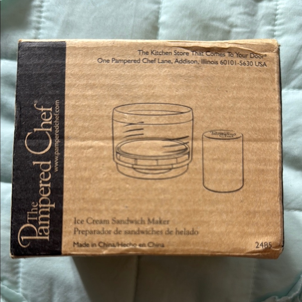 Pampered Chef Ice Cream Sandwich Maker in Brown Box